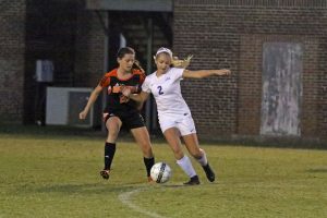 soccer-girls-hhs-vs-caldwell-7-091817