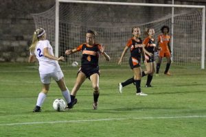 soccer-girls-hhs-vs-caldwell-16-091817