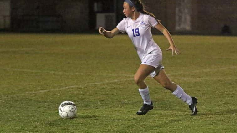 soccer-girls-hhs-vs-caldwell-19-091817