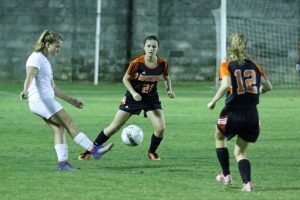 soccer-girls-hhs-vs-caldwell-20-091817