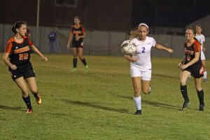 soccer-girls-hhs-vs-caldwell-21-091817