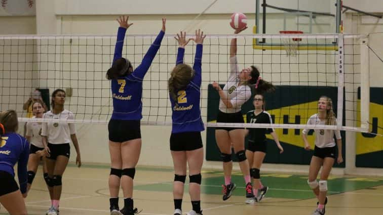 volleyball-uha-2-vs-caldwell-3-5-100317