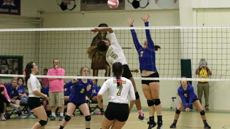 volleyball-uha-2-vs-caldwell-3-25-100317