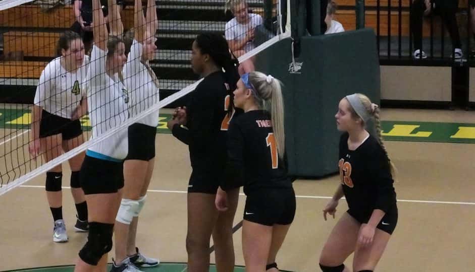 uh-vs-hopkinsville-28