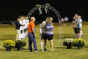 soccer-senior-night-uha-9-100517