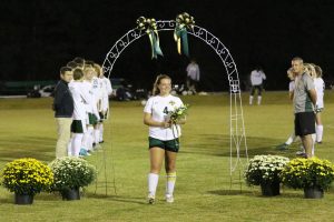 soccer-senior-night-uha-11-100517