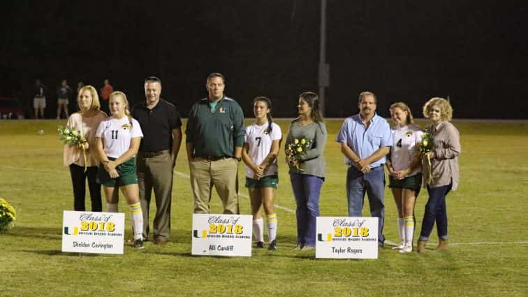 soccer-senior-night-uha-19-100517