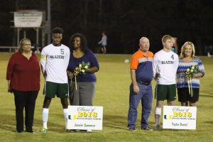 soccer-senior-night-uha-20-100517