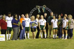 soccer-senior-night-uha-21-100517