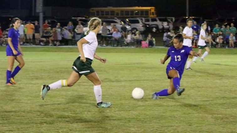 soccer-girls-uha-10-vs-ft-campbell-0-3-100517