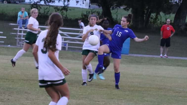 soccer-girls-uha-10-vs-ft-campbell-0-8-100517