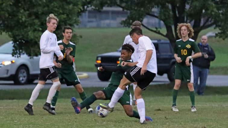 soccer-boys-uha-1-vs-hoptown-11-23-101117-2