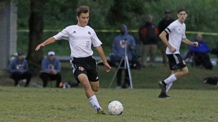 soccer-boys-uha-1-vs-hoptown-11-37-101117-2