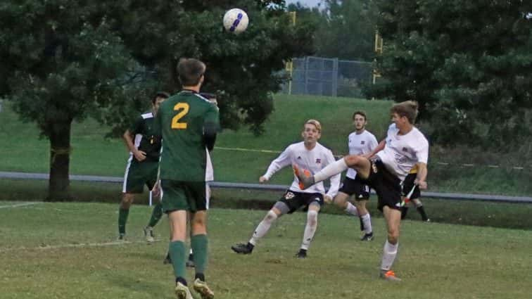 soccer-boys-uha-1-vs-hoptown-11-38-101117-2