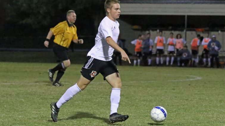 soccer-boys-uha-1-vs-hoptown-11-52-101117-2