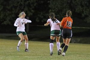 soccer-girls-uha-11-vs-hhs-1-4-101117-2