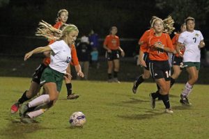 soccer-girls-uha-11-vs-hhs-1-18-101117-2