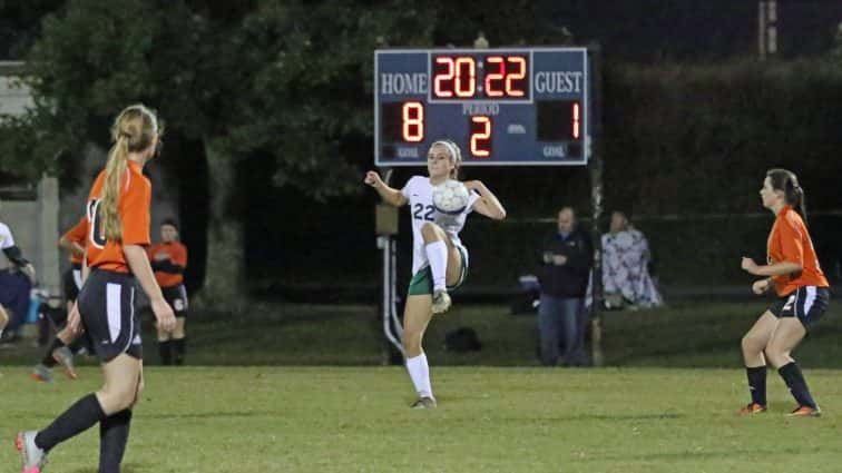 soccer-girls-uha-11-vs-hhs-1-19-101117-2