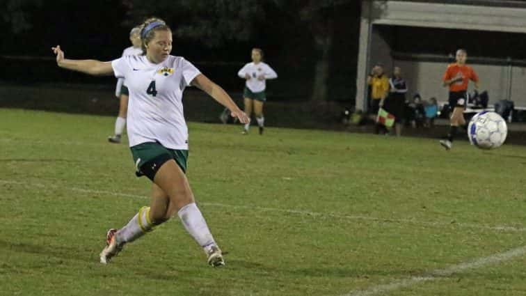 soccer-girls-uha-11-vs-hhs-1-22-101117-2