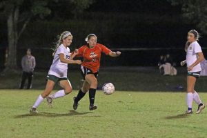 soccer-girls-uha-11-vs-hhs-1-24-101117-2