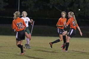 soccer-girls-uha-11-vs-hhs-1-28-101117-2