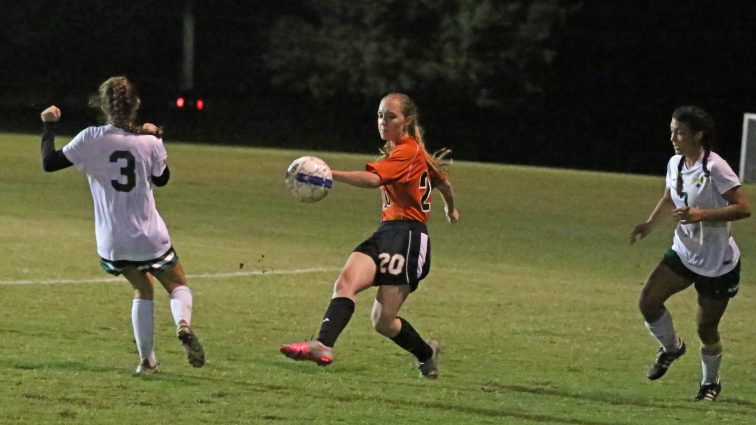 soccer-girls-uha-11-vs-hhs-1-37-101117-2