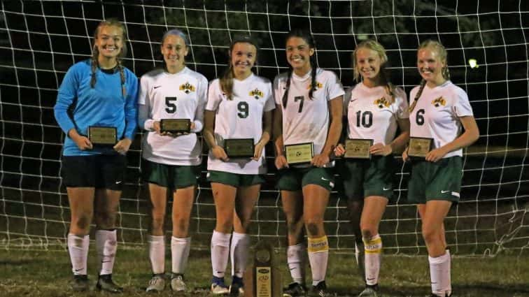 soccer-girls-uha-11-vs-hhs-1-57-101117-2