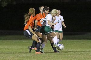 soccer-girls-uha-11-vs-hhs-1-61-101117-2