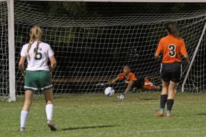 soccer-girls-uha-11-vs-hhs-1-74-101117-2