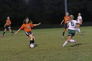 soccer-girls-uha-11-vs-hhs-1-84-101117-2