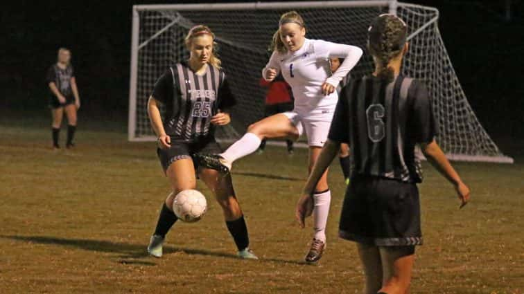 soccer-girls-caldwell-2-vs-trigg-0-34-101817-2