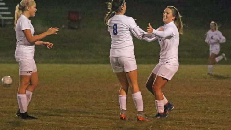 soccer-girls-caldwell-2-vs-trigg-0-40-101817-2