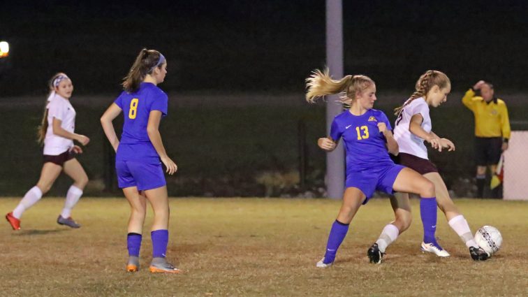 soccer-girls-henderson-5-vs-caldwell-0-21-101917-2