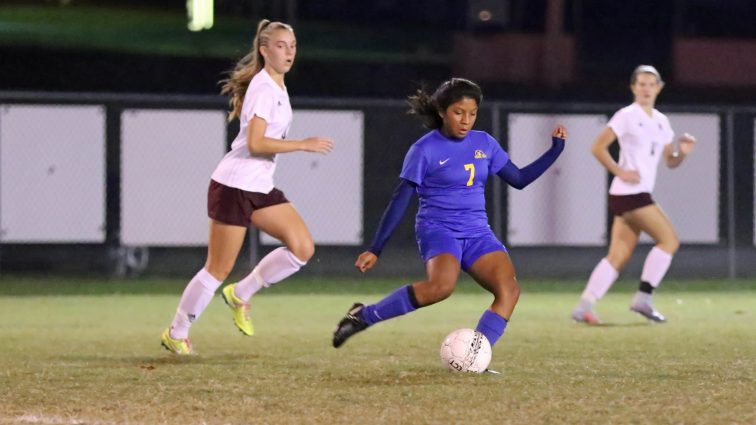 soccer-girls-henderson-5-vs-caldwell-0-32-101917-2