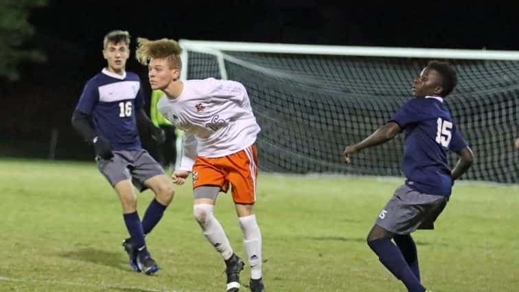 soccer-boys-hhs-2-vs-warren-central-3-2-102317-2