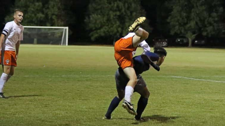 soccer-boys-hhs-2-vs-warren-central-3-8-102317-2