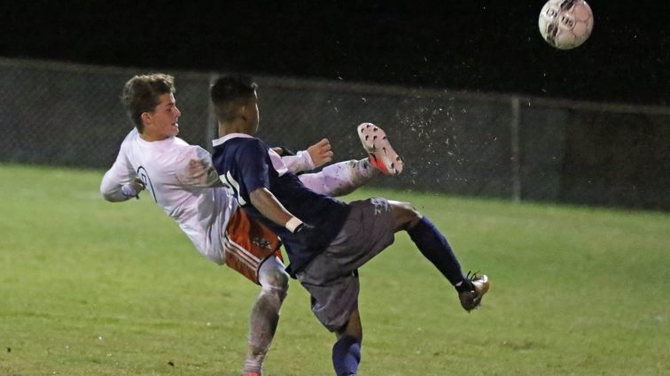 soccer-boys-hhs-2-vs-warren-central-3-18-102317-2