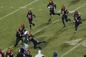 football-hhs-31-vs-greenwood-6-1-102717-2