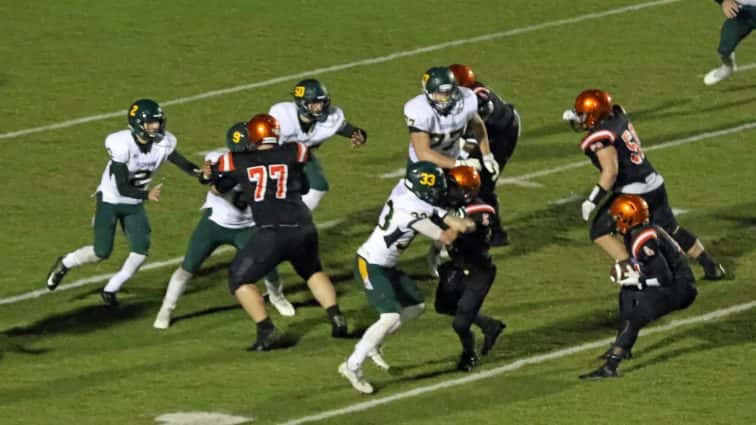 football-hhs-31-vs-greenwood-6-7-102717-2