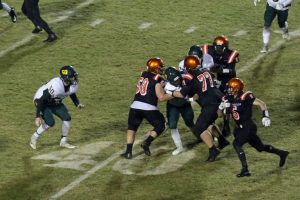 football-hhs-31-vs-greenwood-6-9-102717-2