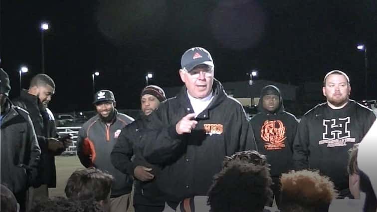 11-10-huddle