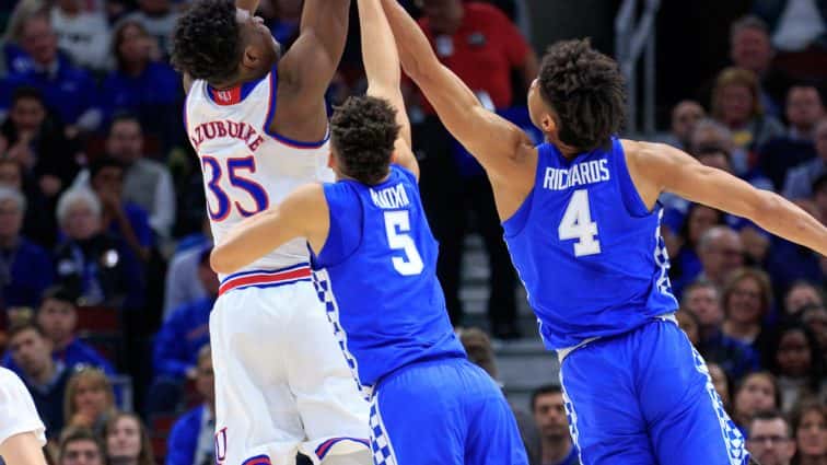 uk-vs-kansas-champions-classic-2017-10