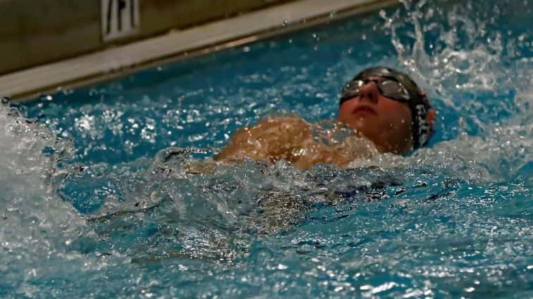 swimming-rick-cohn-swim-meet-at-hhs-3-111817-2