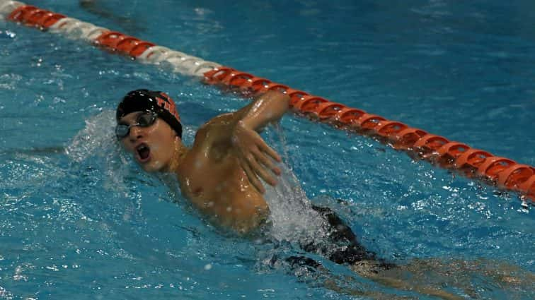 swimming-rick-cohn-swim-meet-at-hhs-56-111817-2