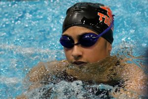 swimming-rick-cohn-swim-meet-at-hhs-20-111817-2-2