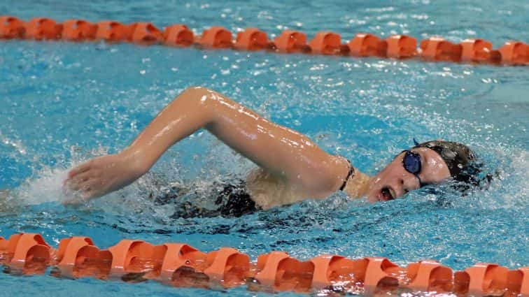 swimming-rick-cohn-swim-meet-at-hhs-53-111817-2