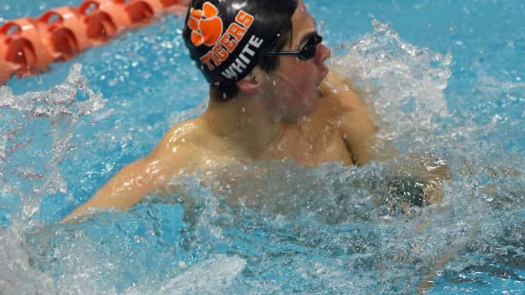 swimming-rick-cohn-swim-meet-at-hhs-51-111817-2-2