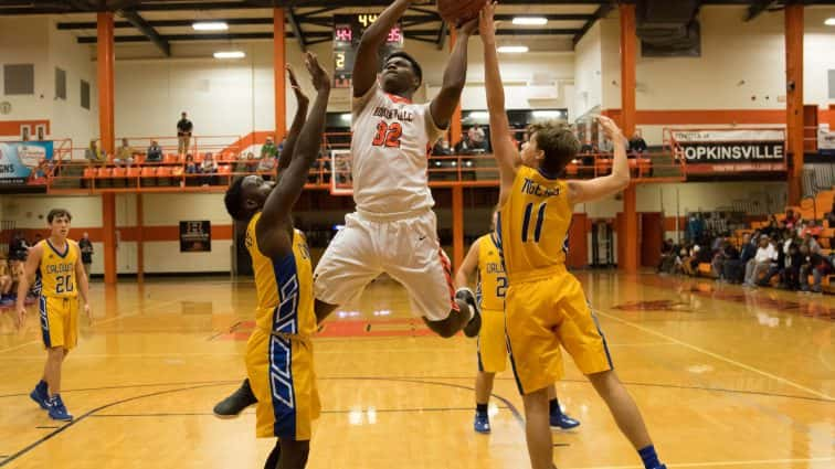 basketball-boys-hhs-vs-caldwell-10-120117-2