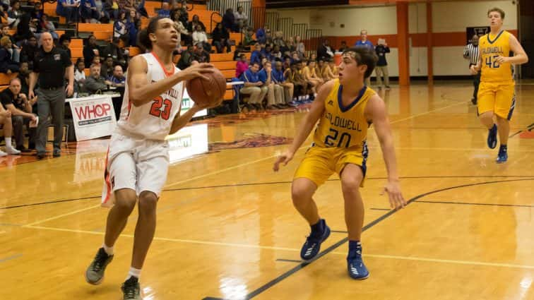 basketball-boys-hhs-vs-caldwell-15-120117-2