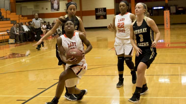 basketball-girls-hhs-vs-murray-6-120517_2